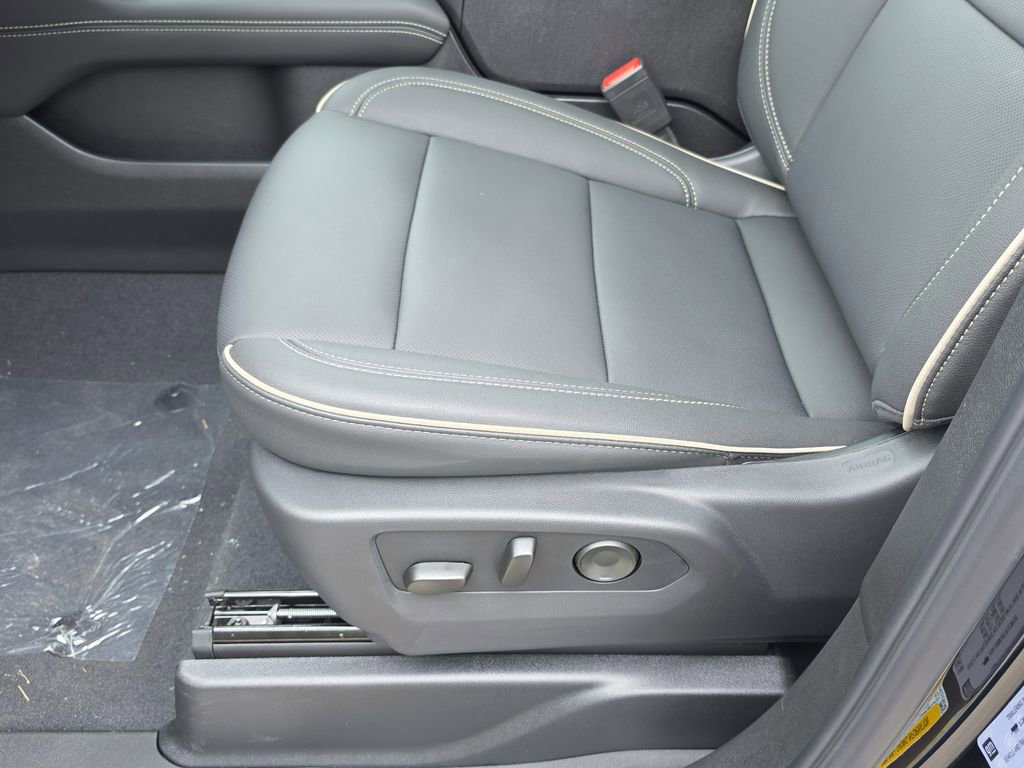 New 2026 GMC Yukon Elevation w/ Elevation Premium Package AWD/4WD image 11
