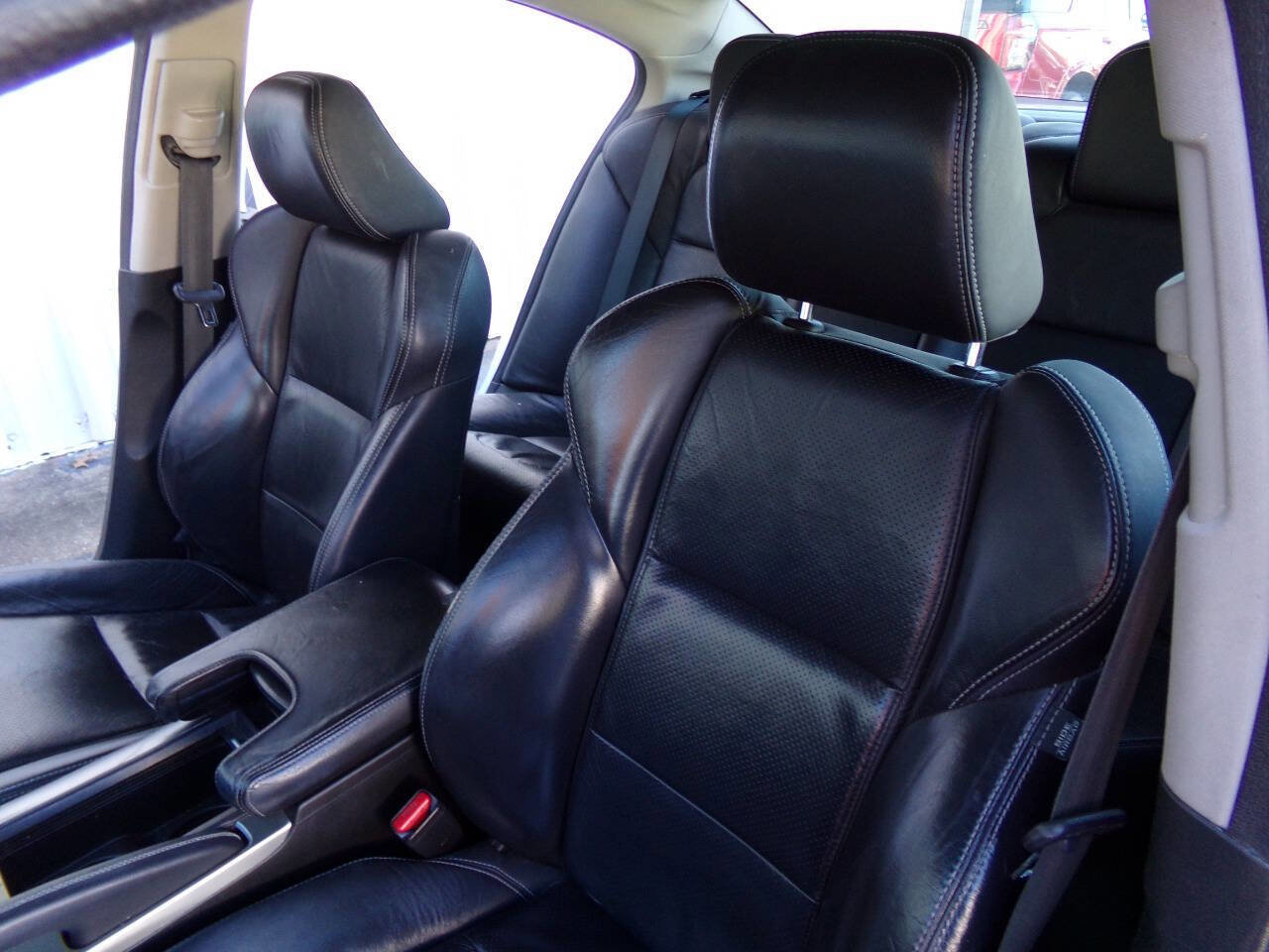 Used 2011 Acura TL SH-AWD image 20