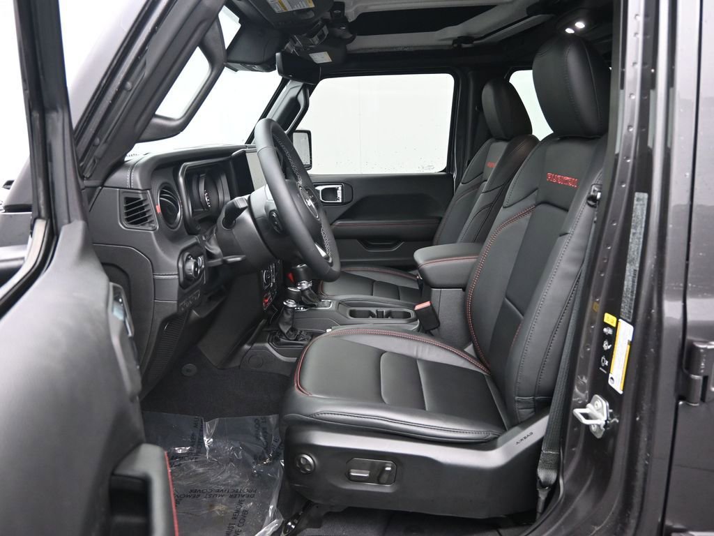 Used 2025 Jeep Wrangler Unlimited Rubicon image 27