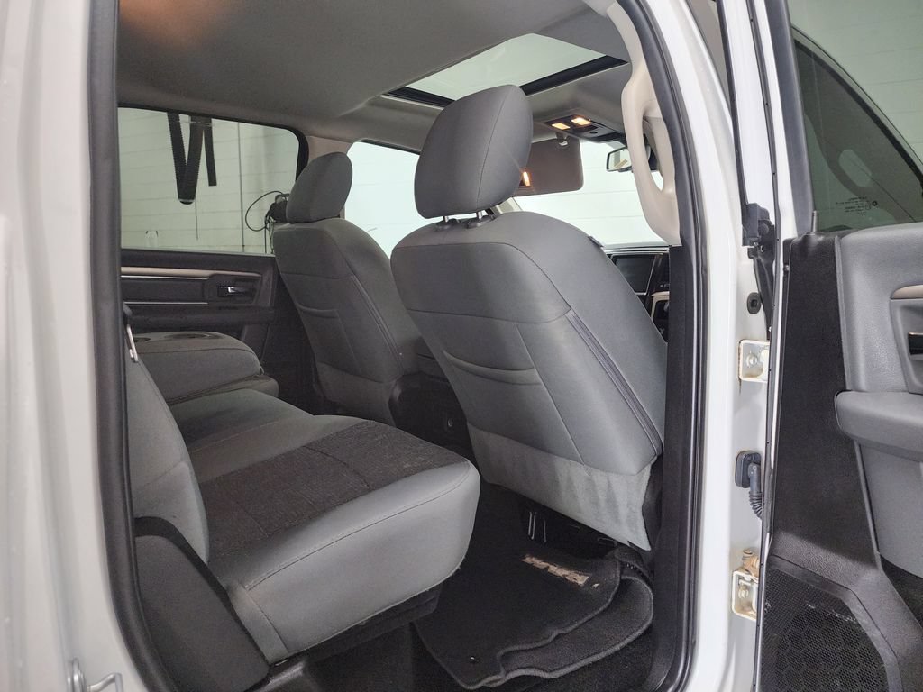 Used 2017 RAM 2500 Big Horn w/ Sport Appearance Group AWD/4WD image 30