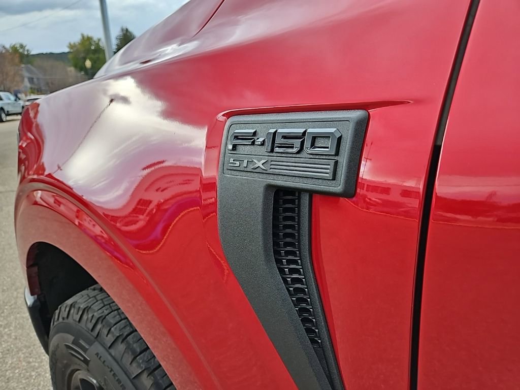 Used 2025 Ford F150 STX w/ Equipment Group 201A FX4 image 10