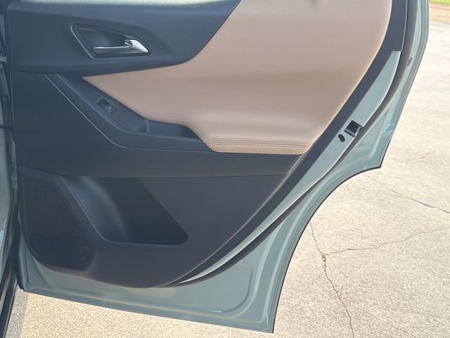 Used 2026 Chevrolet Equinox ACTIV image 16