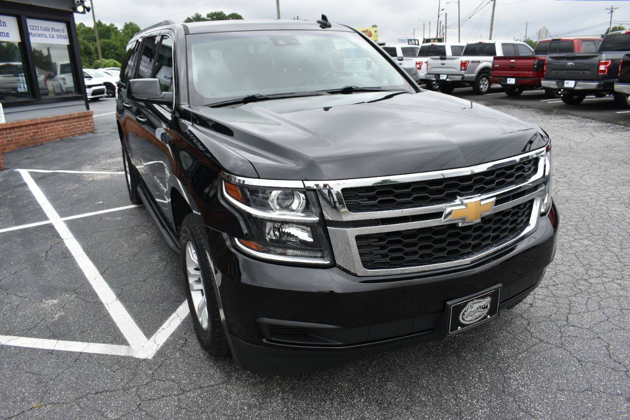 Used 2019 Chevrolet Suburban LT AWD/4WD image 4