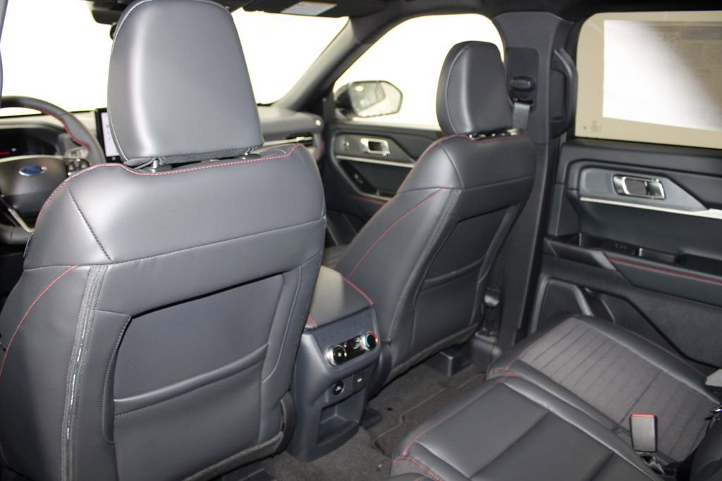 New 2026 Ford Explorer ST-Line RWD image 27
