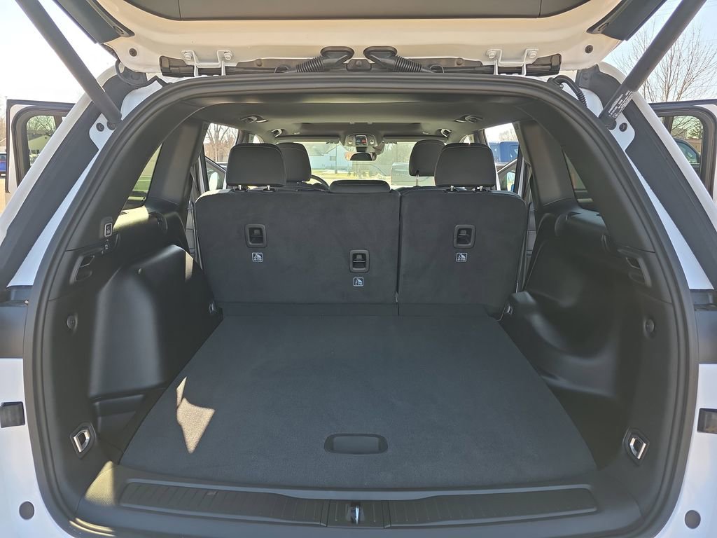 New 2026 Jeep Grand Cherokee Laredo X image 12