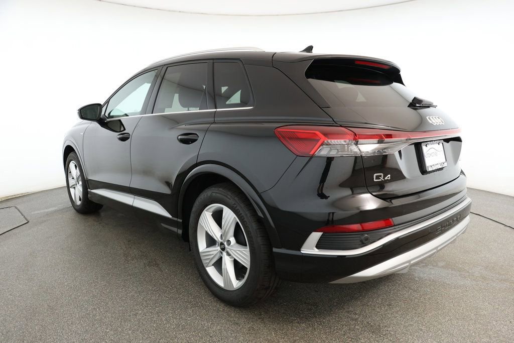 Used 2025 Audi Q4 e-tron Premium image 6
