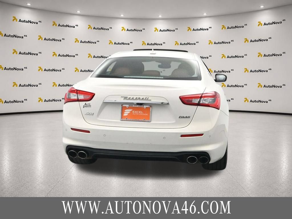 Used 2019 Maserati Ghibli S Q4 AWD/4WD image 7