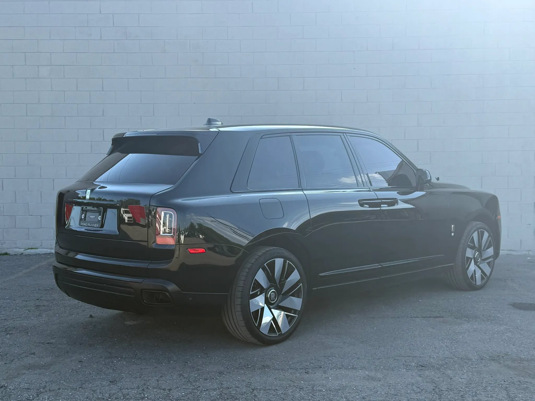 Used 2019 Rolls-Royce Cullinan AWD/4WD image 10