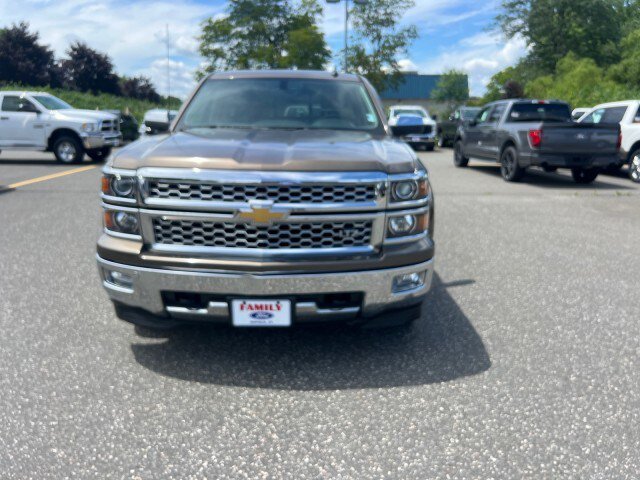 Used 2015 Chevrolet Silverado 1500 LTZ w/ LTZ Plus Package AWD/4WD image 25