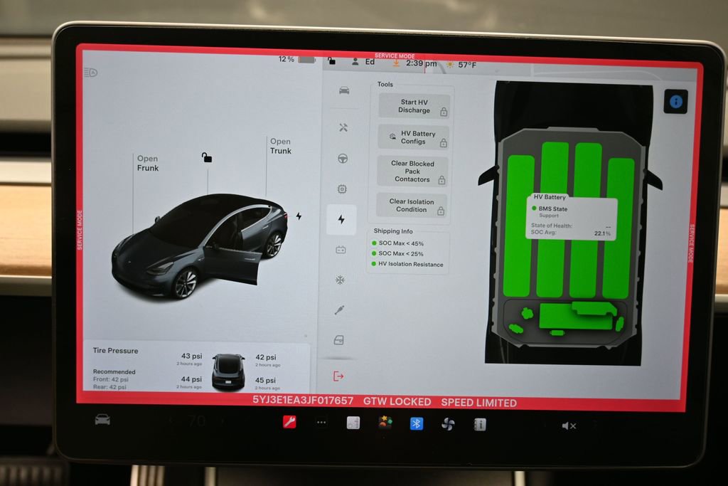 Used 2018 Tesla Model 3 Long Range image 23