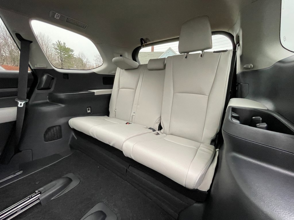 New 2026 Toyota Grand Highlander Limited image 8