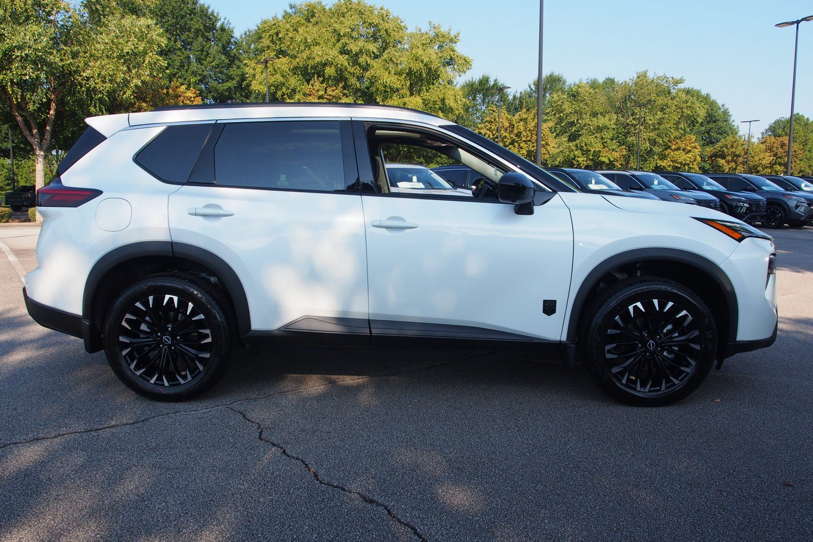 New 2026 Nissan Rogue Dark Armor FWD image 8