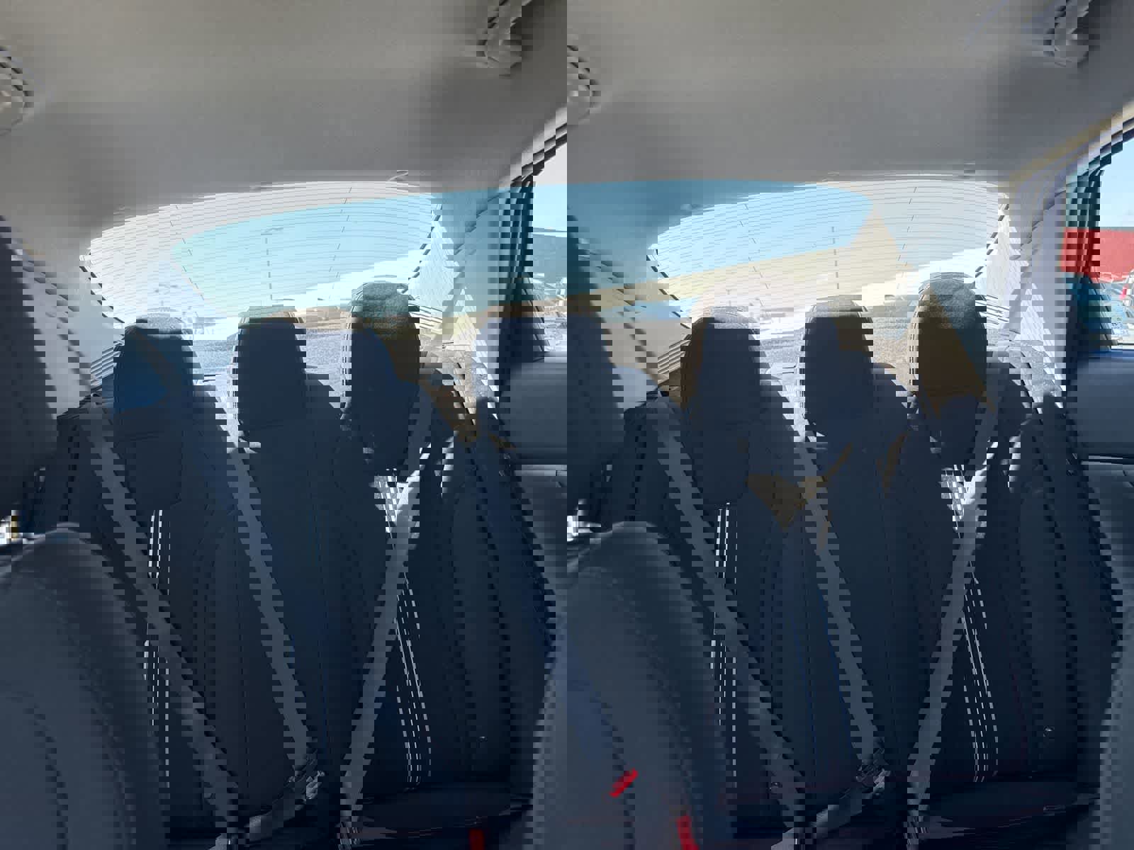 Used 2024 Hyundai Elantra SEL FWD image 19