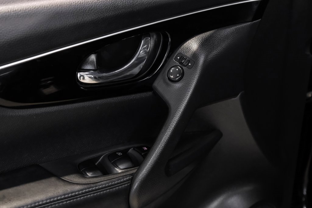 Used 2019 Nissan Rogue Sport SL w/ Premium Package image 49