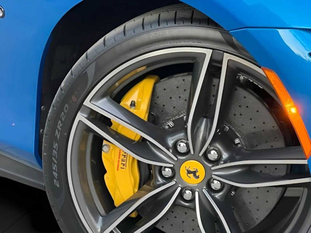 Used 2024 Ferrari Roma Spider image 51