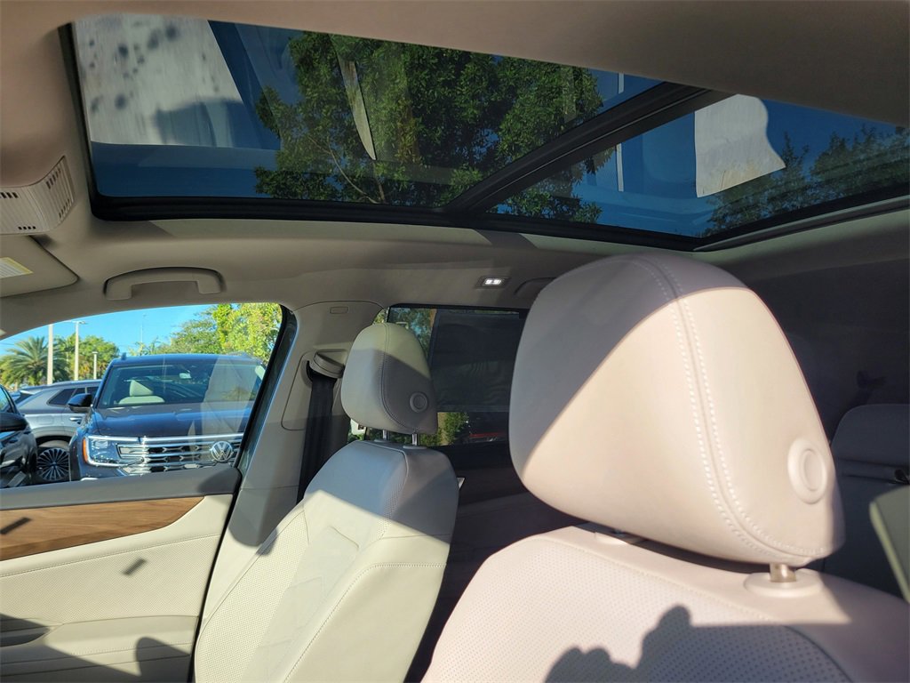 New 2026 Volkswagen Atlas SE image 8