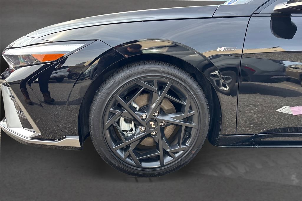 Used 2025 Hyundai Elantra N Line image 12