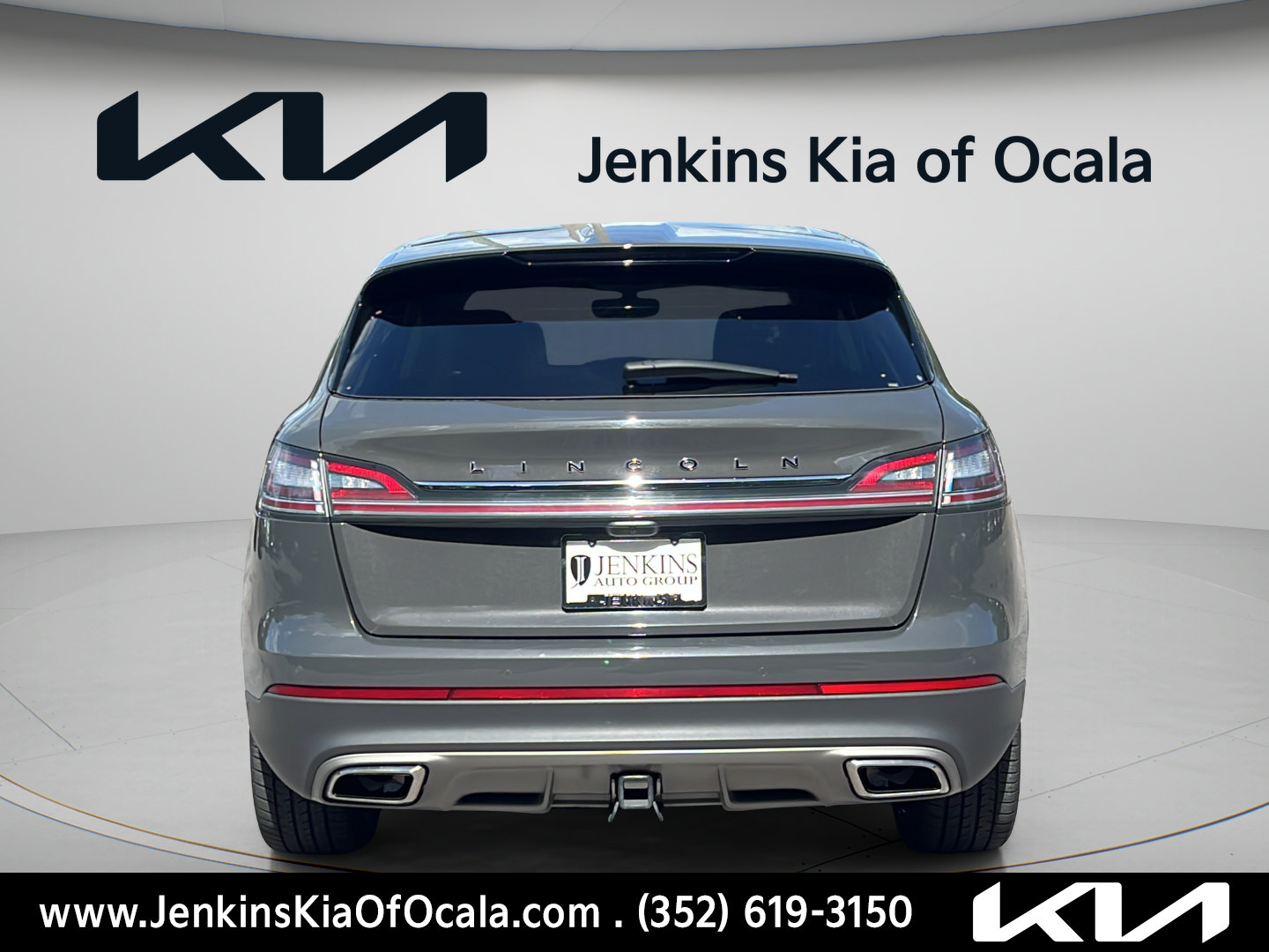 Used 2023 Lincoln Nautilus Black Label w/ Class II Trailer Tow Package AWD/4WD image 4