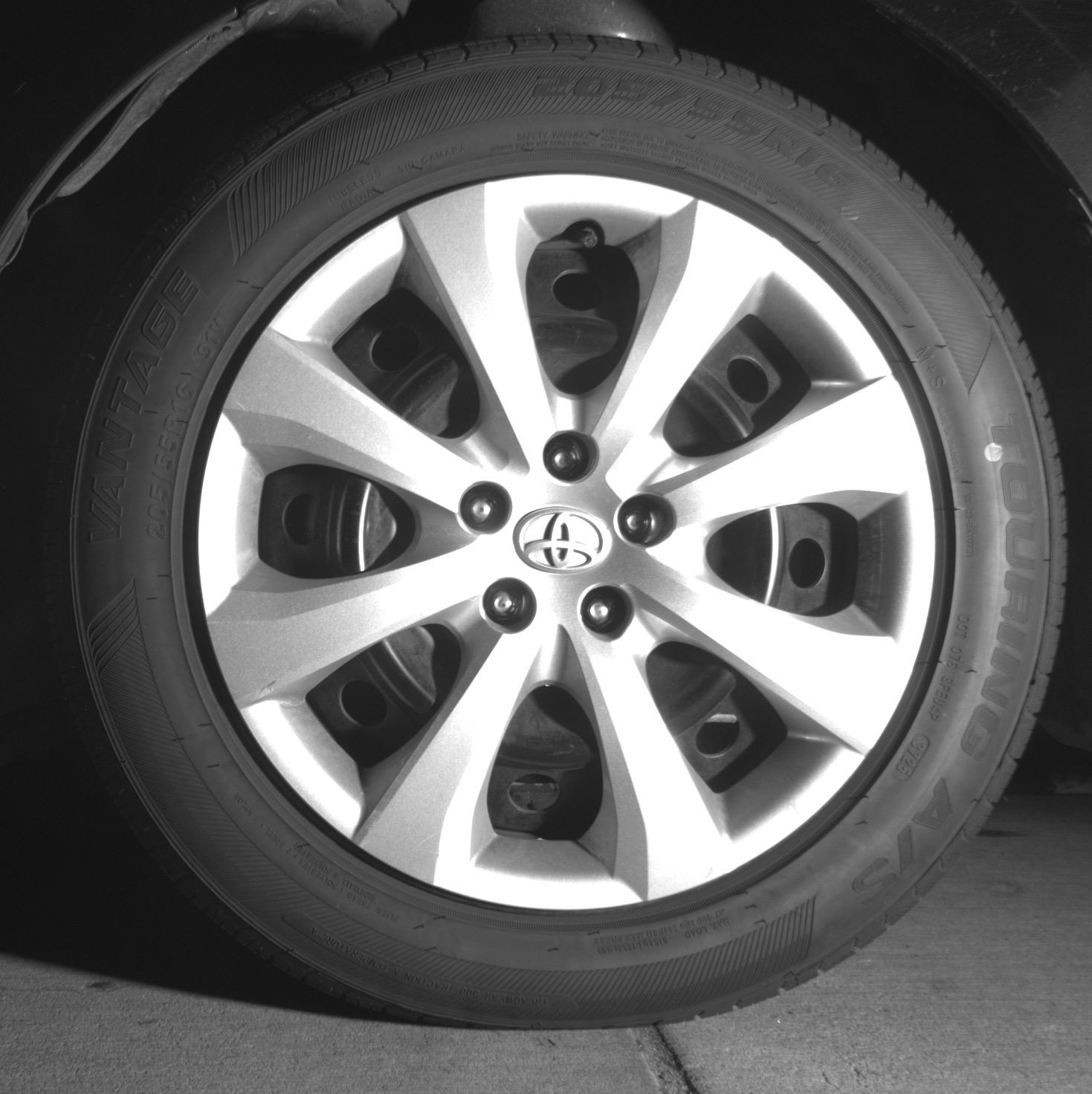 Used 2025 Toyota Corolla LE FWD image 12