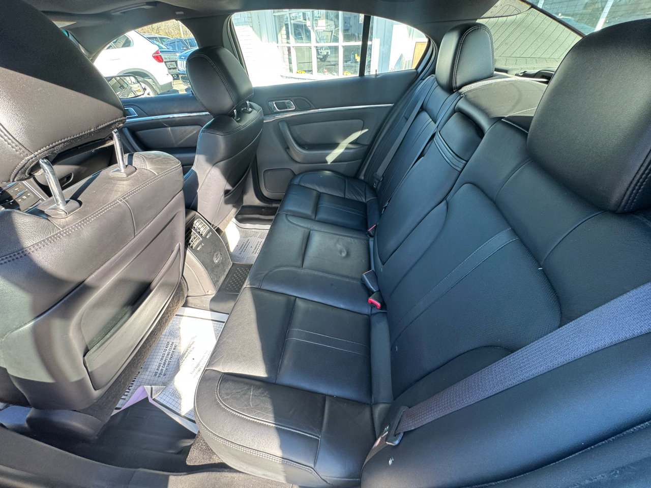 Used 2013 Lincoln MKS image 12