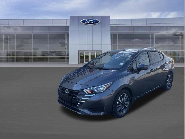 Used 2024 Nissan Versa SV w/ Trunk Package FWD image 1