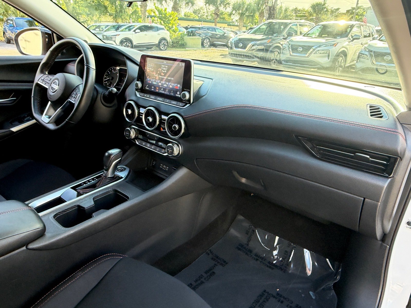 Certified 2024 Nissan Sentra SR FWD image 17