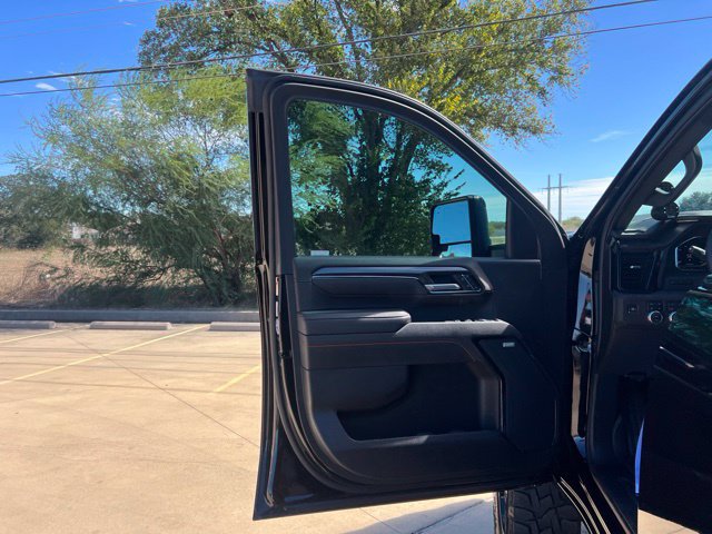Used 2025 GMC Sierra 2500 AT4 w/ AT4 Premium Plus Package AWD/4WD image 13