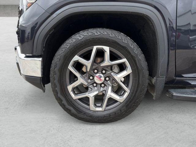 Certified 2024 GMC Sierra 1500 SLT RWD image 23