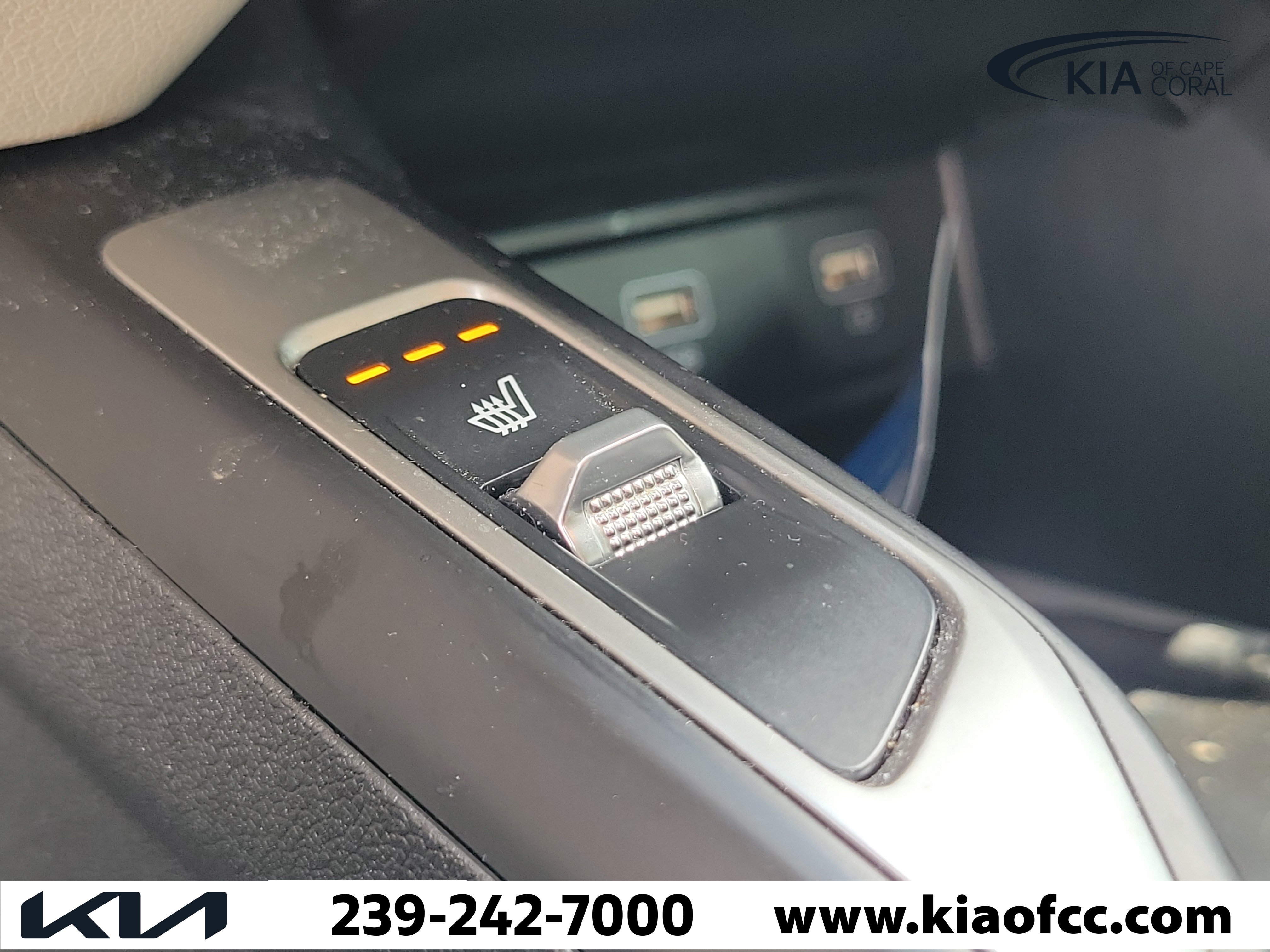 Used 2022 Kia Sorento S FWD image 23