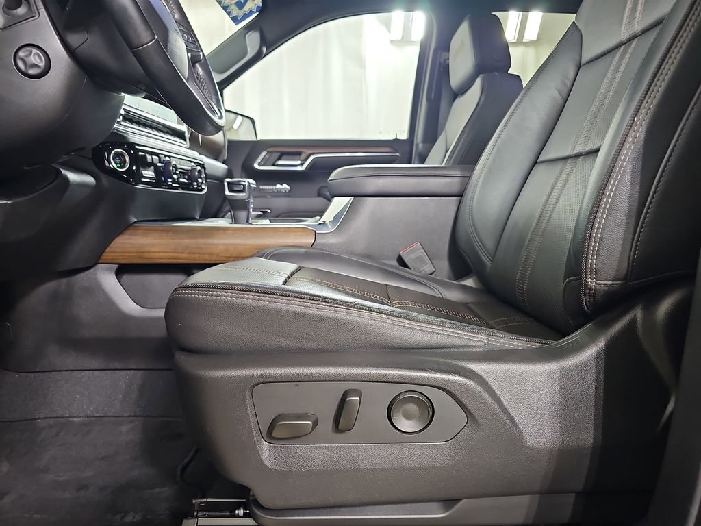 Certified 2023 Chevrolet Silverado 1500 High Country w/ High Country Premium Package image 35