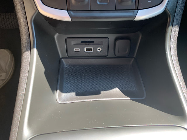 Used 2022 GMC Terrain SLT AWD/4WD image 34