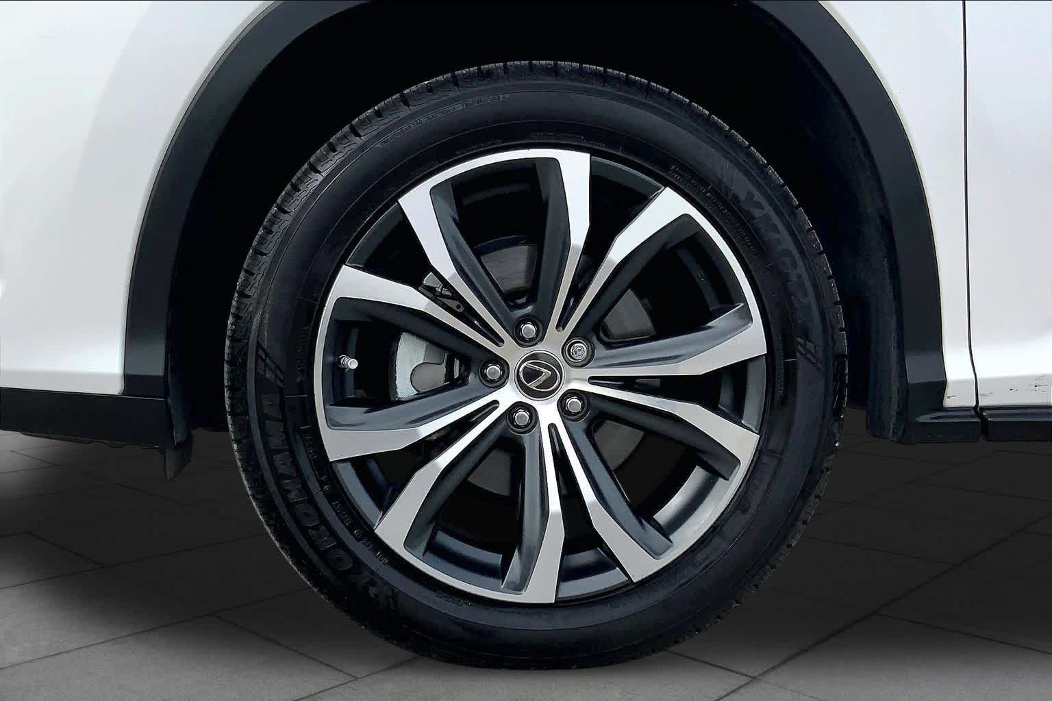 Used 2022 Lexus RX 350 FWD w/ Premium Package image 11