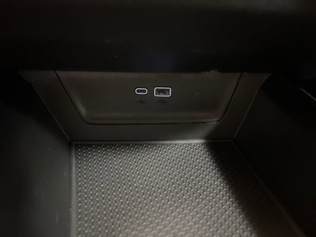 Used 2026 Chevrolet Equinox LT FWD image 30