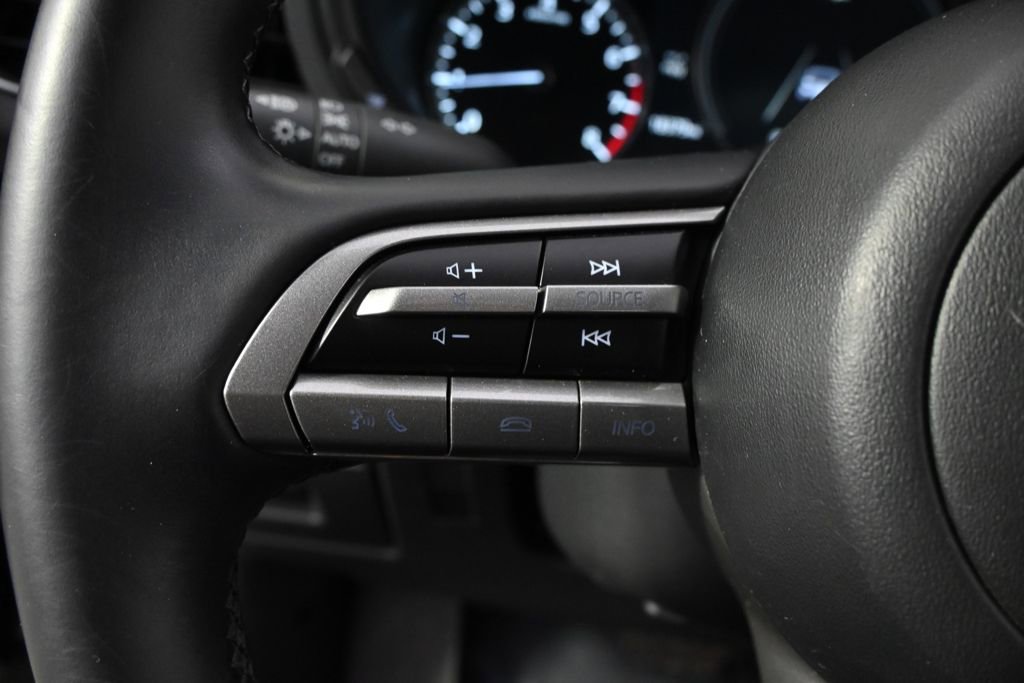 Used 2023 MAZDA MAZDA3 s image 34