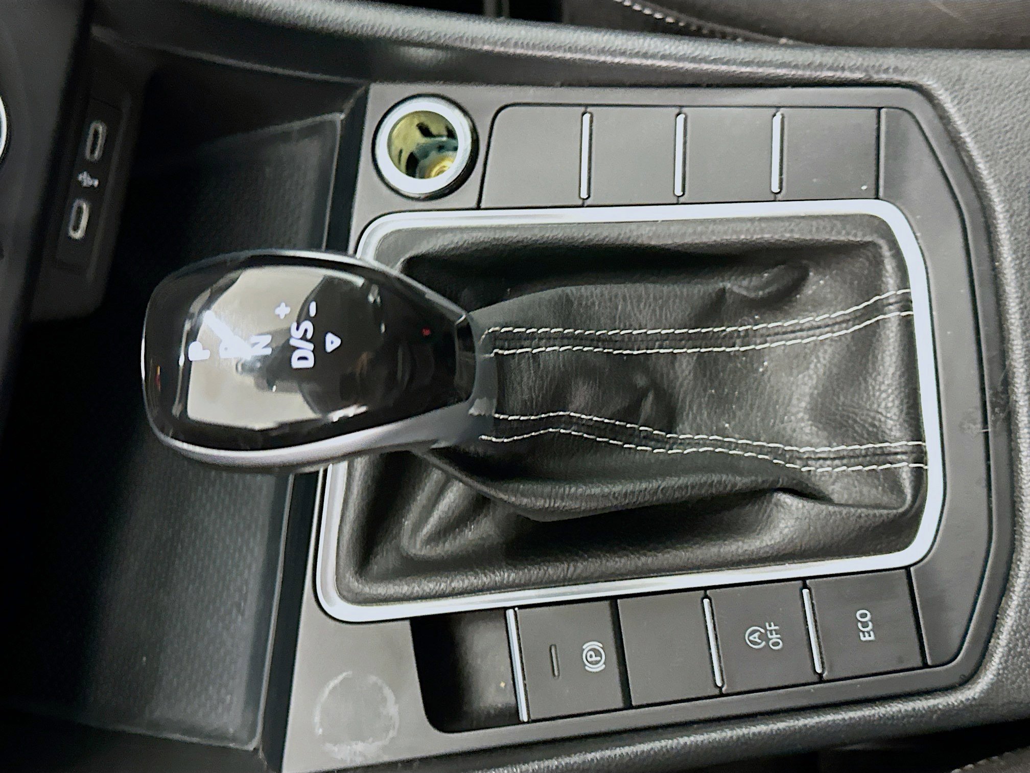 Used 2024 Volkswagen Jetta S image 25