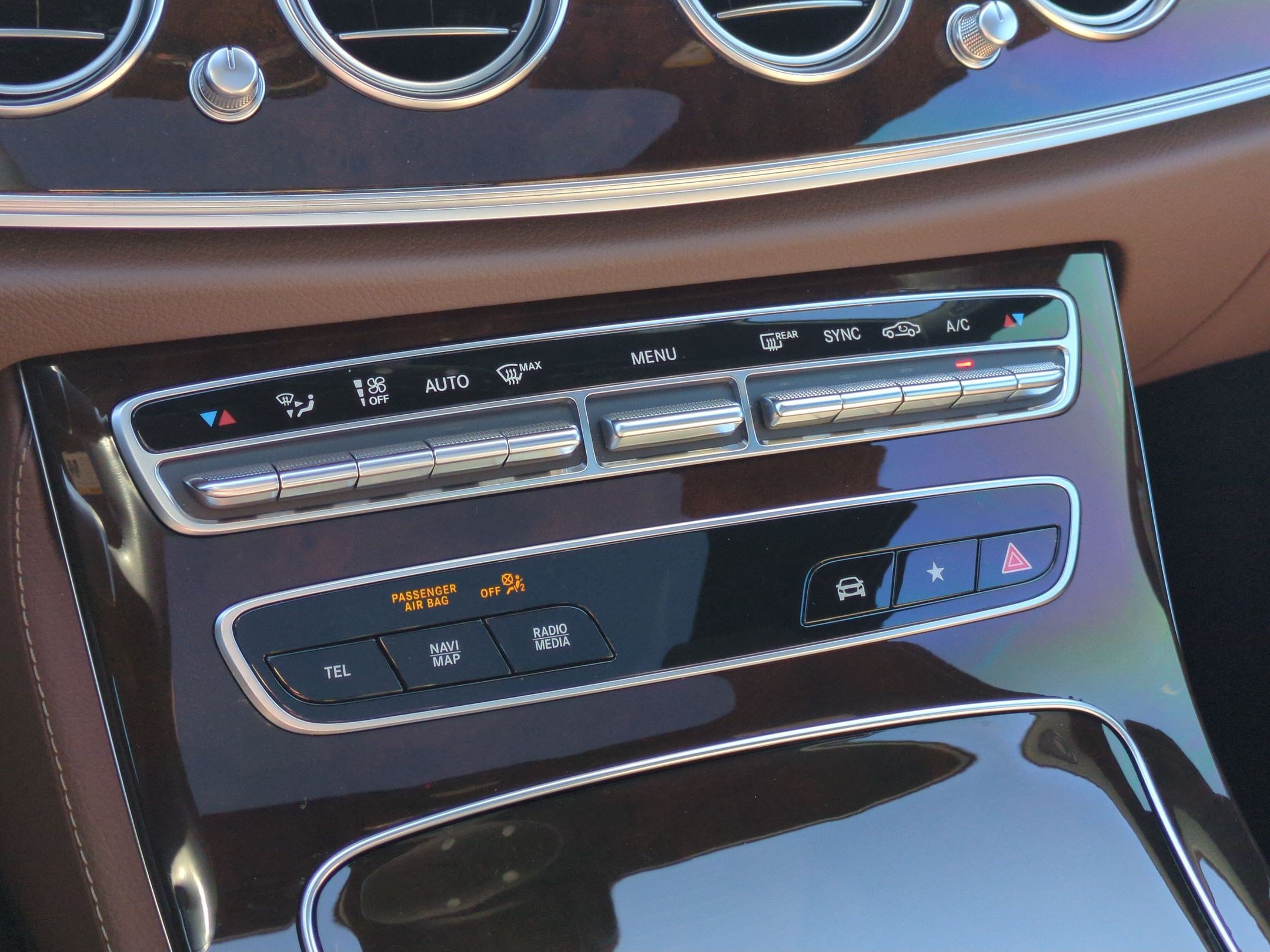 Certified 2021 Mercedes-Benz E 450 4MATIC Sedan image 26
