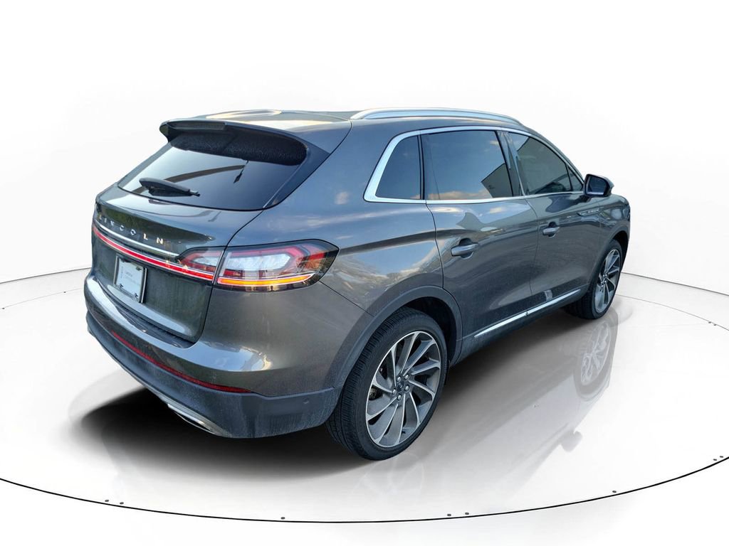 Certified 2023 Lincoln Nautilus Reserve w/ Equipment Group 201A image 3