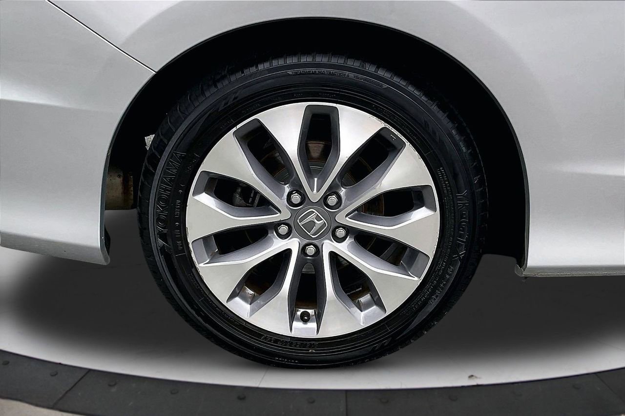 Used 2015 Honda Accord EX-L image 35