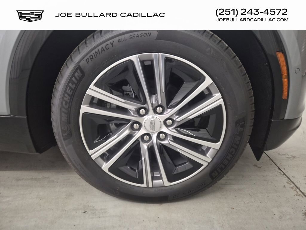 New 2026 Cadillac Lyriq Premium Luxury w/ LPO, Floor Liner Package image 9