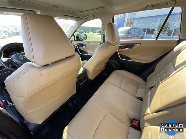 Used 2023 Toyota RAV4 XLE Premium image 19