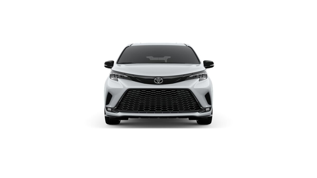 New 2026 Toyota Sienna XSE image 17