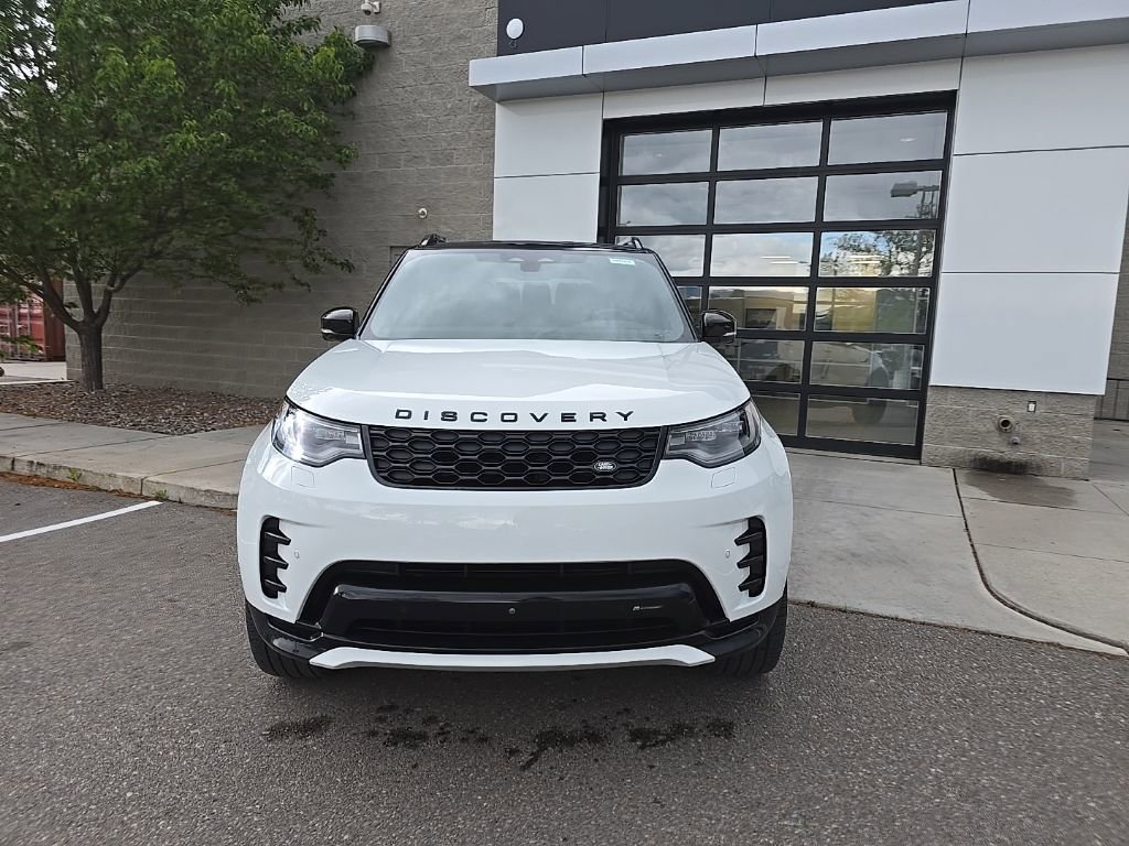 Used 2023 Land Rover Discovery S R-Dynamic AWD/4WD image 2