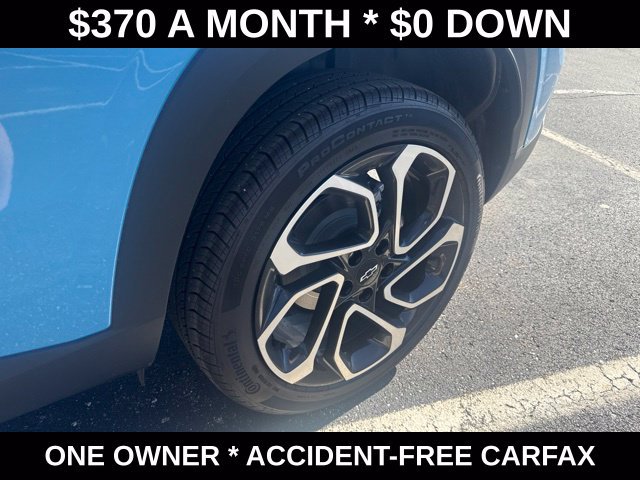 Used 2025 Chevrolet Trax RS w/ Driver Confidence Package FWD image 38