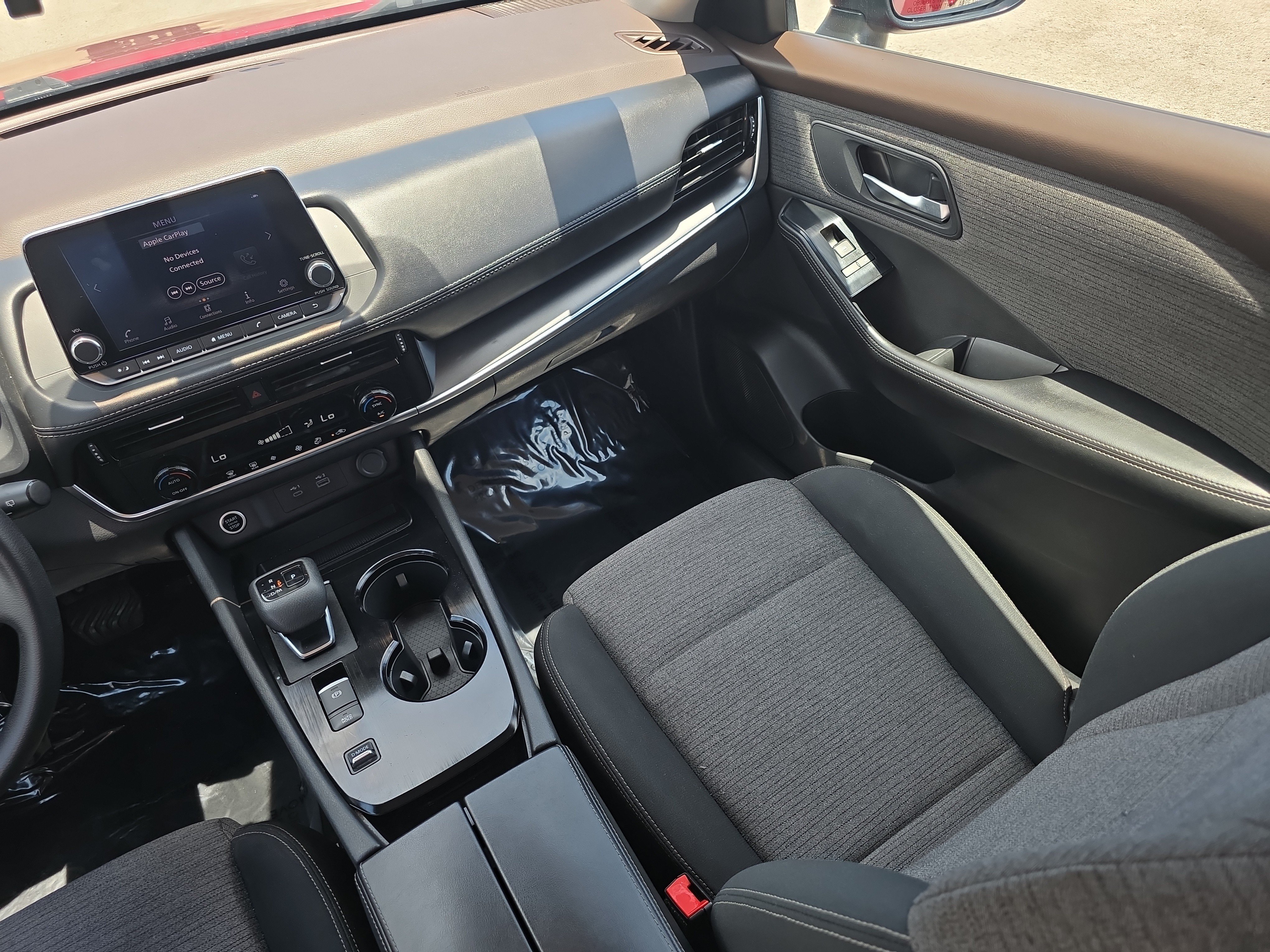 Used 2023 Nissan Rogue SV FWD image 19
