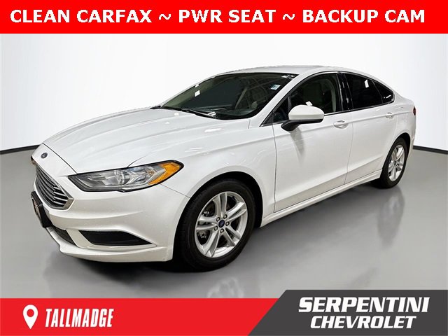 Used 2018 Ford Fusion SE w/ Fusion SE Technology Package image 1
