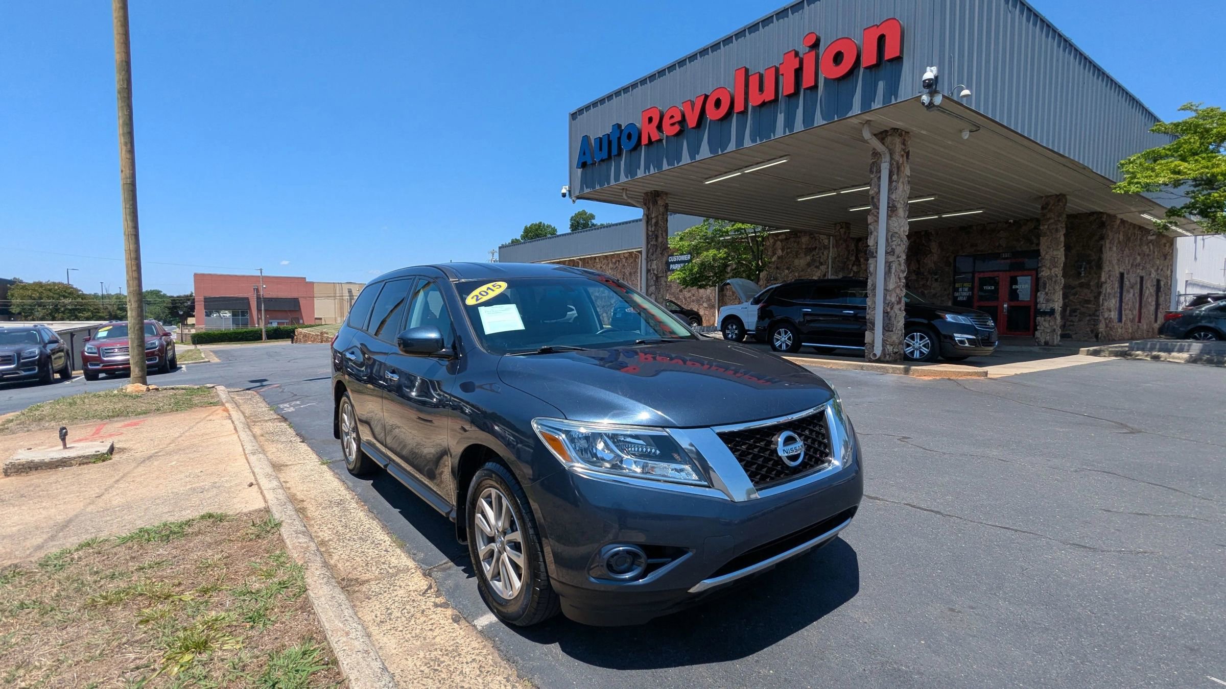 Used 2015 Nissan Pathfinder S