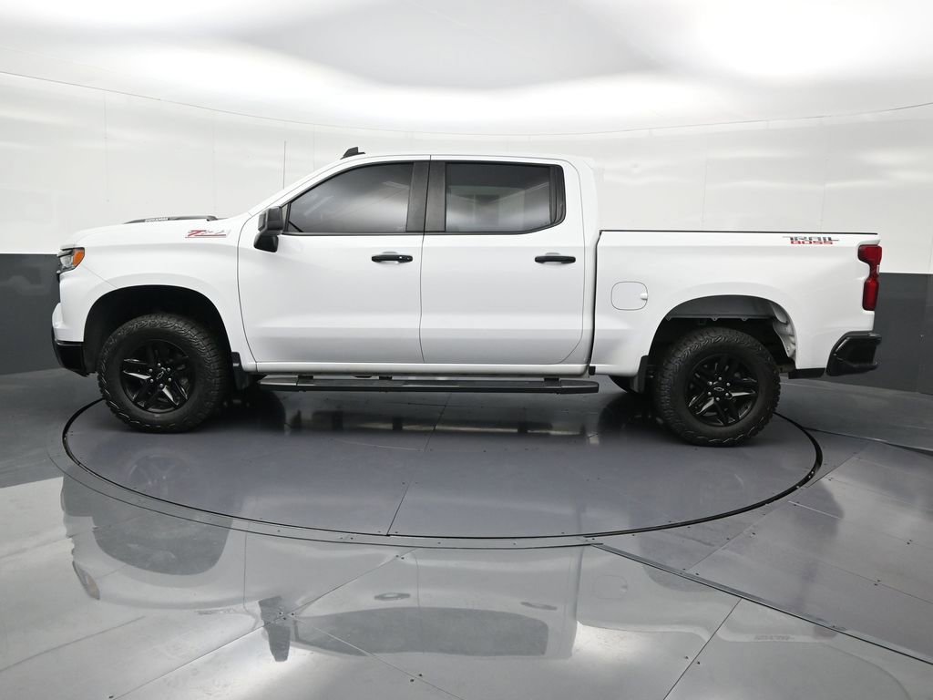 Used 2024 Chevrolet Silverado 1500 LT Trail Boss image 2