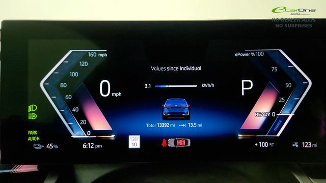 Used 2025 BMW i5 eDrive40i RWD image 57