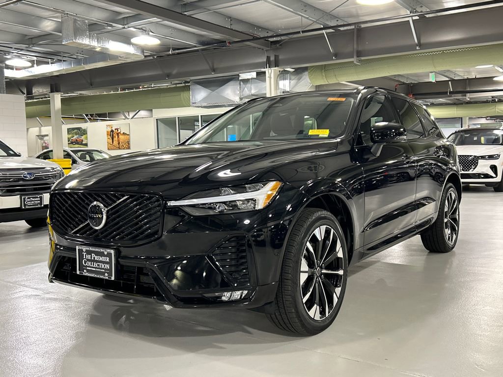 Used 2026 Volvo XC60 B5 Plus w/ Protection Package Premier AWD/4WD image 5