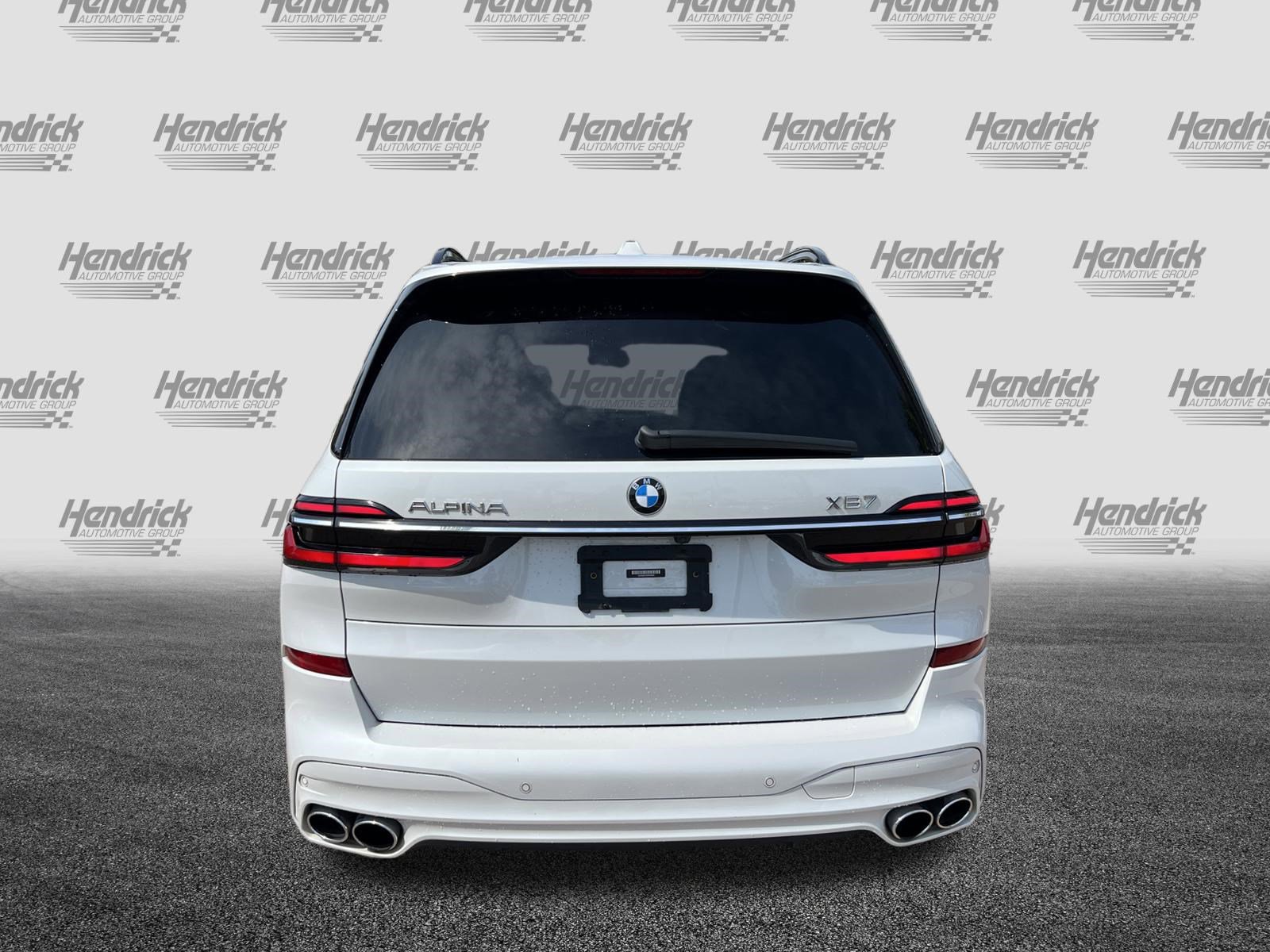 Used 2024 BMW ALPINA XB7 image 8